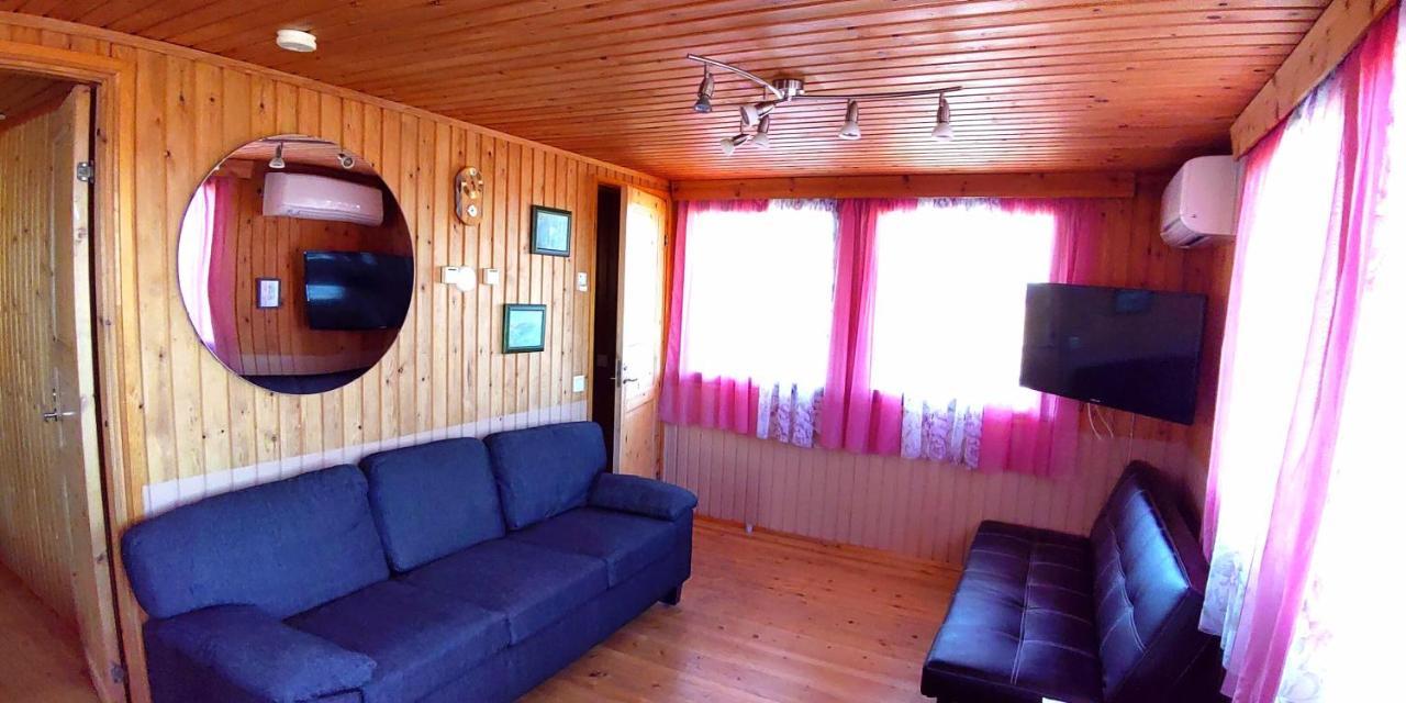 Ullan Kyla Hotel Kittilä Exterior foto